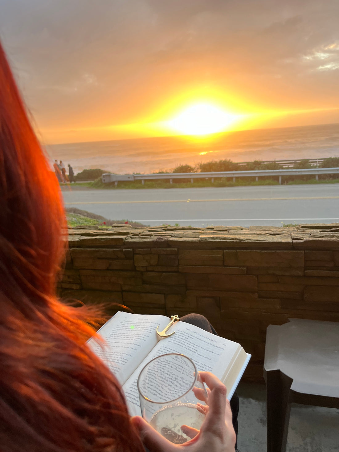 What Types of Books Can Page Anchor Keep Open Easily?